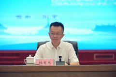 察贵州时强调要因地制宜成长示代山地特色高效